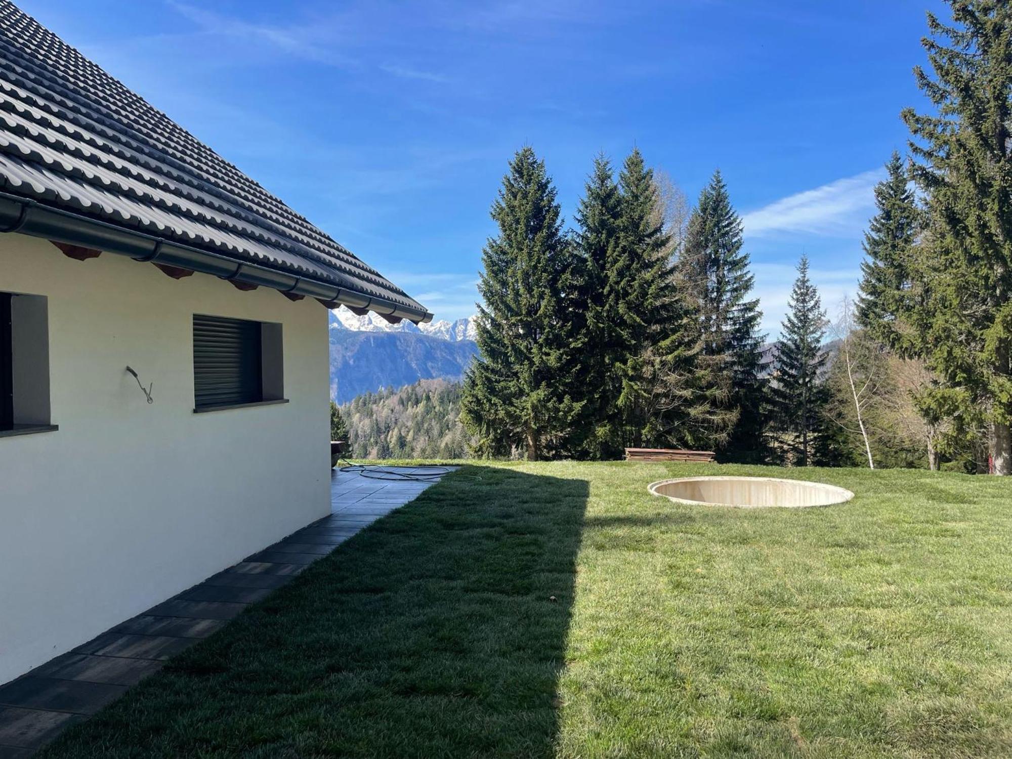Span Cottage Jesenice Bagian luar foto